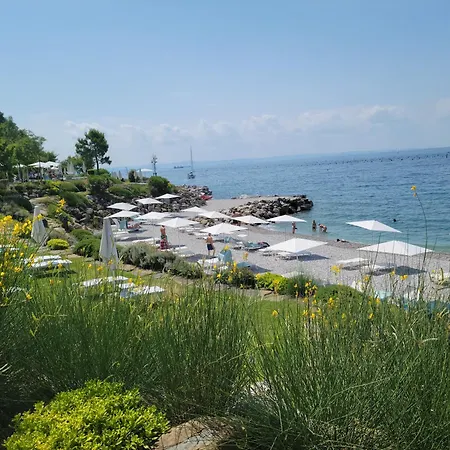 아파트 Portopiccolo With Garden And Included