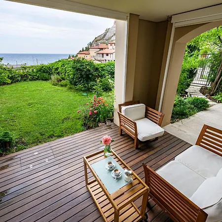 Portopiccolo With Garden And Included 아파트 *