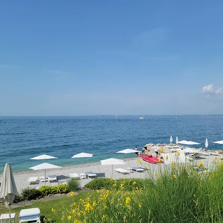 Portopiccolo With Garden And Included Apartment